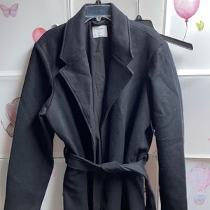 Belted wool black jacket